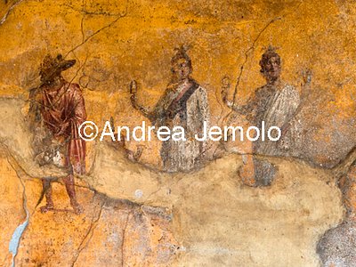 House of the golden cupids - Lararium dedicated to Isis - Isis and Anubis playing a sistrum  | Andrea Jemolo