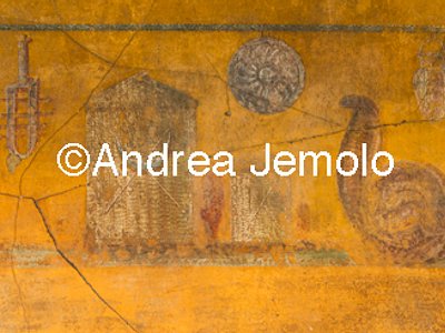 House of the golden cupids - Lararium dedicated to Isis - Detail  | Andrea Jemolo