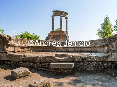 Necropolis of Porta Ercolano Tombs of Priestess Mamia and of Istacidii | Andrea Jemolo