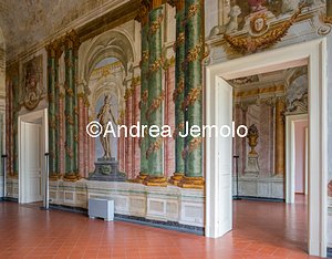 Villa Campolieto Halls decorated with frescoes | Andrea Jemolo