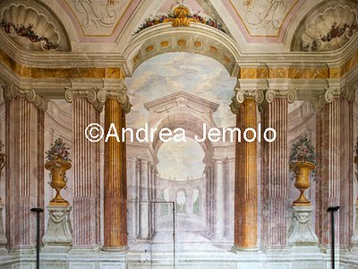 Villa Campolieto Halls decorated with frescoes | Andrea Jemolo