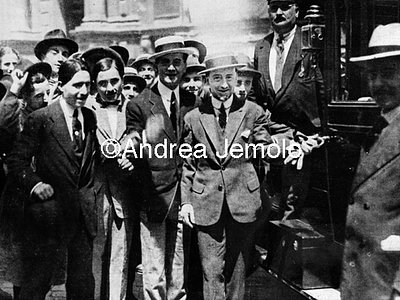 Gabriele d'Annunzio after a meeting interventionist  | Andrea Jemolo