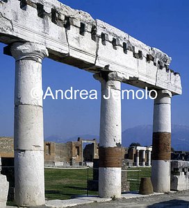 Foro Trabeazione periodo romano | Andrea Jemolo