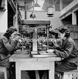 Factory hand grenades - La Spezia  | Andrea Jemolo