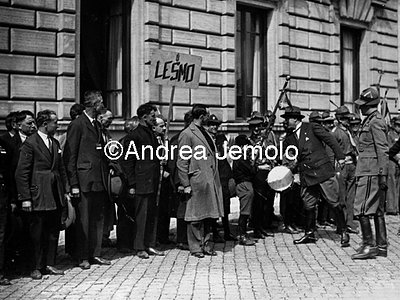Mussolini reviews the dopolavoristi of Lombardy  | Andrea Jemolo