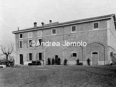 The drainage in Moglia Parmigiana - Farm house - Reggio Emilia  | Andrea Jemolo