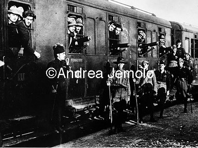 The March on Rome - Train with the fascist squads of Massa Carrara traveling to Rome  | Andrea Jemolo