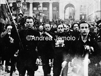 The March on Rome - Mussolini in Naples  | Andrea Jemolo
