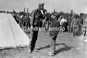 Austrian prisoners in the prison camp of Bagnara Aisa  | Andrea Jemolo