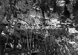 Patrol of Alpini on a mountain track  | Andrea Jemolo