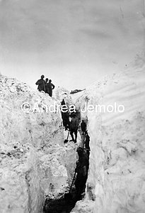 Trenches in the snow - Coni Zugna  | Andrea Jemolo