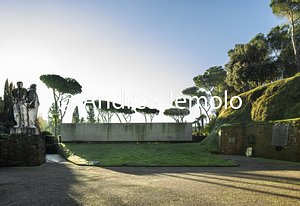 The monument to the Fosse Ardeatine’s martyrs Il sagrato del sacrario | Andrea Jemolo