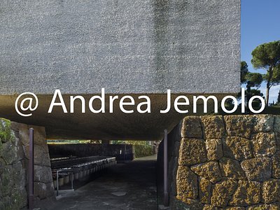 Monumento ai martiri delle Fosse Ardeatine Lo stacco tra i muri perimatrali e il monolite | Andrea Jemolo
