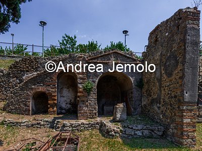 Villa of the Mosaic Columns Courtyard with the shrine of Hercules | Andrea Jemolo