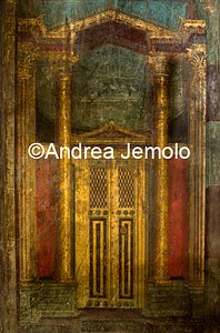 Villa of the Mysteries Painted decoration of a closed door | Andrea Jemolo