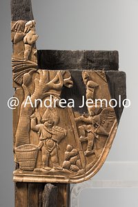 Archaeological Deposit Tripod leg, with cupids, wood and ivory, from the Villa of the Papyri | Andrea Jemolo