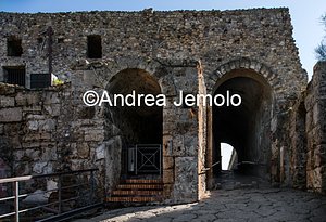 City walls Porta Marina with the two entrance furnaces | Andrea Jemolo