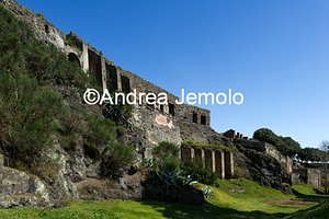 City walls Section between the Baths of Sarno and Porta Stabia | Andrea Jemolo