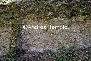Layer of soil formed by pyroclastic fragments Spongy material layer of volcanic origin | Andrea Jemolo