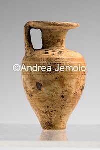 Excavations Office Aryballos in protocorinthius style from Boscoreale - ceramic | Andrea Jemolo