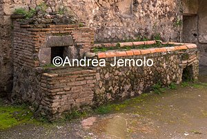 Villa of the Mysteries Fountain | Andrea Jemolo