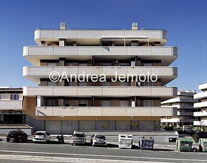 Case Caltagirone in the district Ponte di Nona  | Andrea Jemolo