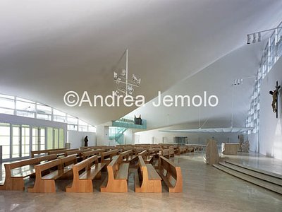 San Pio da Pietrelcina Interno | Andrea Jemolo