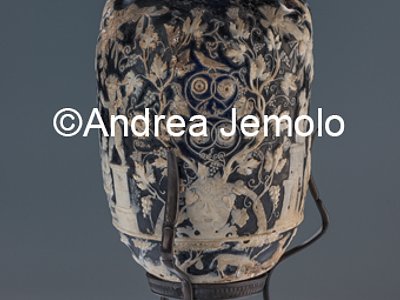 Museo Archeologico Nazionale Vaso Blu, amorini vendemmianti, mascherone e tralci di vite, vetro-cammeo, Pompei | Andrea Jemolo