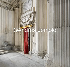 Church of St. Mary of the Priory The entrance of the sacristy | Andrea Jemolo