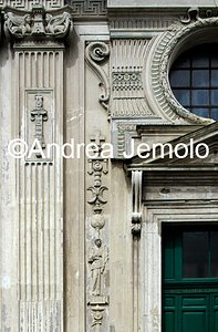 Chiesa di Santa Maria del Priorato Facciata - Particolare | Andrea Jemolo
