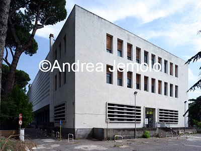 Postal Office via Marmorata West side | Andrea Jemolo