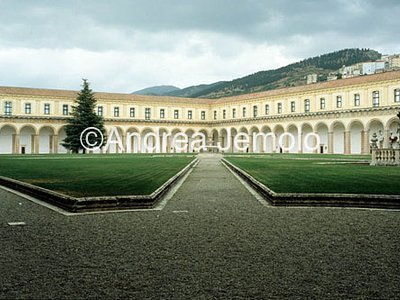 Certosa di San Lorenzo Chiostro grande | Andrea Jemolo