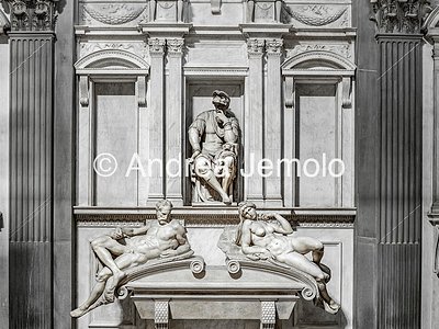 San Lorenzo - Medici Chapels - The Sagrestia nuova Tomb of Lorenzo de'Medici with Dusk and Dawn | Andrea Jemolo