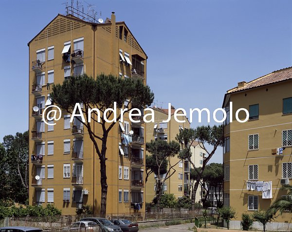 Quartiere INA casa Tuscolano II Case Torre | Andrea Jemolo