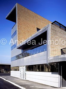 Fiumicino town hall Detail of the front west | Andrea Jemolo