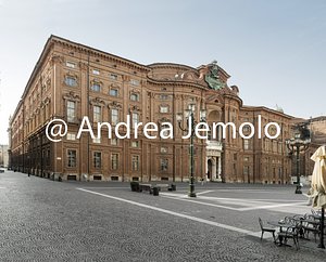 Palazzo Carignano Piazza Carignano e il Palazzo da nord | Andrea Jemolo