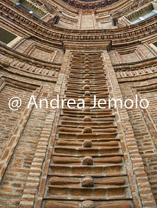 Palazzo Carignano Facciata - Lesena con decorazioni in terracotta | Andrea Jemolo
