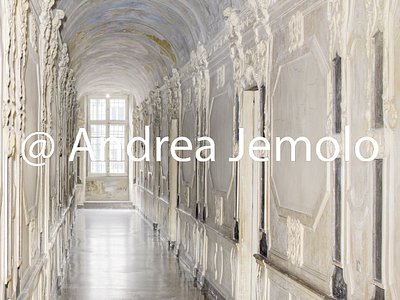 Palazzo Carignano Apartment of the Principi a Mezzogiorno - Corridor with stucco decorations of Pietro Somasso | Andrea Jemolo