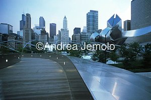 Millennium Park  e il Jay Pritzker Pavilion Ponte pedonale | Andrea Jemolo
