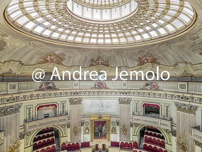 Palazzo Carignano Hall of the Subalpine Parliament - View from above of the Subalpine Parliament, with the skylight and, in the middle, the gallery | Andrea Jemolo