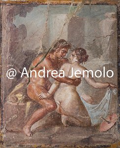 Museo Archeologico Nazionale Pompei - Casa degli Epigrammi - Satiro che abbraccia una Ninfa - Gabinetto segreto | Andrea Jemolo