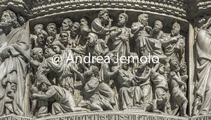 Duomo di Santa Maria Assunta Pulpito - Bacio di Giuda, Incoronazione di spine, Flagellazione | Andrea Jemolo