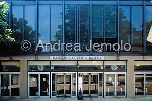 IIT Paul V. Galvin Library Fronte d'ingresso | Andrea Jemolo