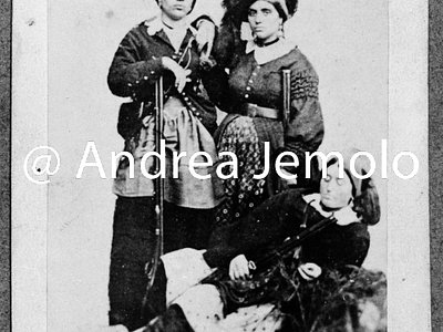 Brigandage in Southern Italy FEMALE BRIGANDS FILOMENA PENNACCHIO, GIUSEPPA VITALE, GIOVANNA TITO | Andrea Jemolo