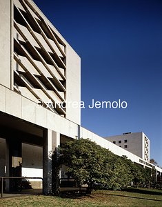 Ufficio Postale via Marmorata Particolare dell'edificio | Andrea Jemolo