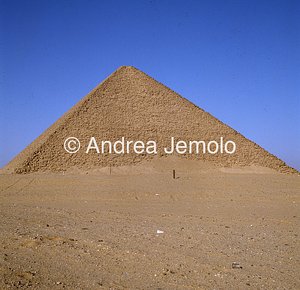 Piramide rossa  | Andrea Jemolo