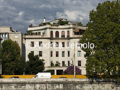 Palazzina Lungotevere Arnaldo da Brescia 9 | Andrea Jemolo