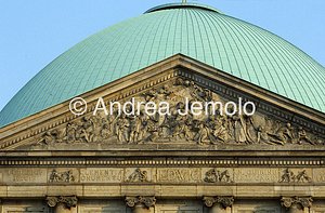 St.Hedwig Facciata - Particolare | Andrea Jemolo