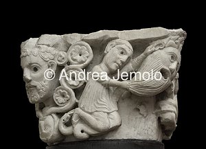 Museo Nazionale di San Matteo Capitello con San Cristoforo e figure umane | Andrea Jemolo