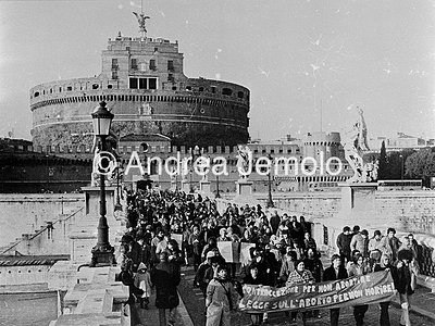 Italian Comunist Party March for the law on abortion | Andrea Jemolo